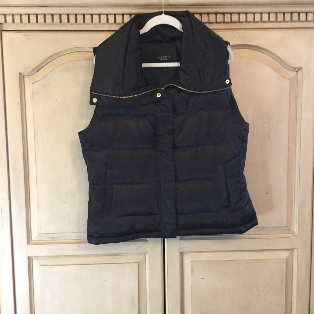 Women’s Talbots Black Puffer Vest Size L